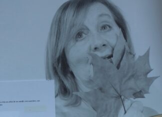 Os escaparates pontevedreses énchense de empoderamento feminino