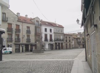 Vilagarcía aumenta o control da normativa de horarios e terrazas con 16 denuncias na última semana Vilagarcía aumenta o control da normativa de horarios e terrazas con 16 denuncias na última semana