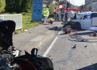 A acusada polo accidente mortal de Palmeira pide perdón ás familias das vítimas