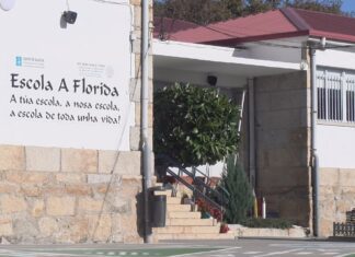 O conselleiro de educación vista o CEIP A Florida para estudar as melloras a realizar no centro O conselleiro de educación vista o CEIP A Florida para estudar as melloras a realizar no centro