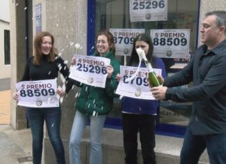 A administración nº1 de lotarías da Illa reparte tres grandes premios no sorteo de nadal A administración nº1 de lotarías da Illa reparte tres grandes premios no sorteo de nadal