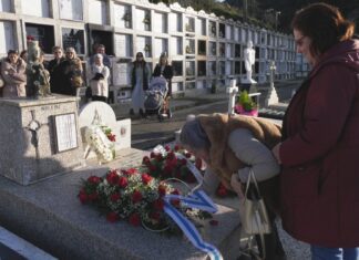 Homenaxe a Francisco Lorenzo Mariño no 18º aniversario do seu pasamento