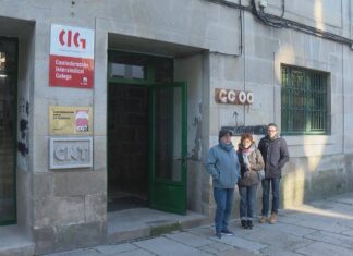Os traballadores de CCOO, en folga indefinida para reclamar melloras salariais