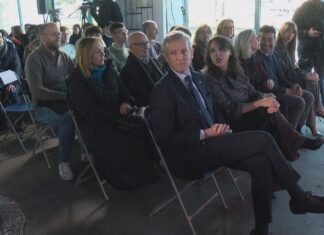 Alfonso Rueda reclama ‘paz e tranquilidade’ para os traballadores de ENCE