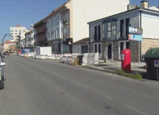 Cambados comeza as obras de renovación das beirarrúas da Riveira de Fefiñáns Cambados comeza as obras de renovación das beirarrúas da Riveira de Fefiñáns