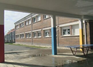 Educación licita a mellora da cuberta do CEIP Santa Irene en Porto do Son