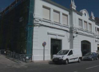 Marea Cidadá de Noia volve solicitar a documentación sobre a obra da praza de abastos