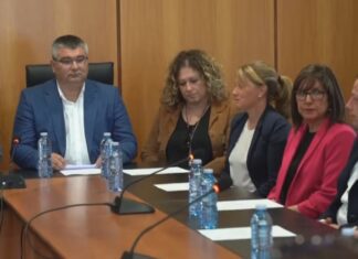 Dúas concelleiras independetes de Ribadumia abandonan o goberno local ao integrarse Castro no PP