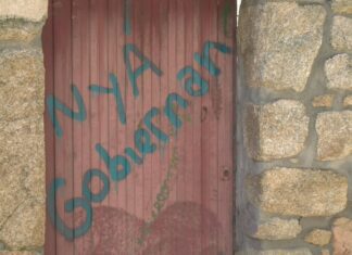Comeza a limpeza de grafitis en monumentos de Cambados