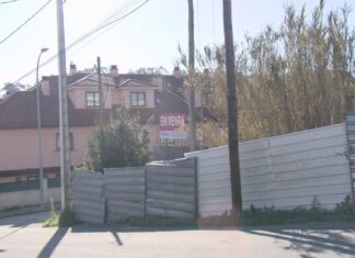 O pleno de Ribeira rexeita a construción do futuro centro de saúde en Cubeliños