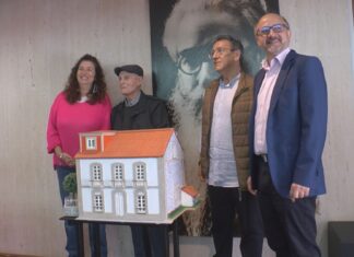 Manuel Martínez Rodiño cede ó Museo Valle-Inclán unha maqueta de Villa Eugenia