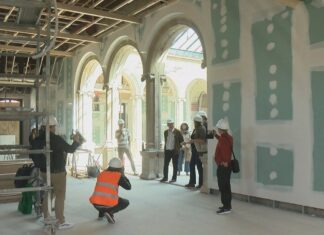 A rehabilitación da primeira planta da Casa Consistorial estará rematada no verán