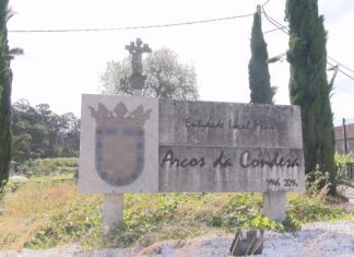Arcos da Condesa votará dobre o domingo: ao rexedor de Caldas e ao seu alcalde pedáneo