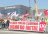 Preto de 200 persoas maniféstanse en Valga xunto coa CIG por un novo convenio no metal Preto de 200 persoas maniféstanse en Valga xunto coa CIG por un novo convenio no metal