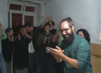 Sorpresa en Rianxo co ascenso de ‘Rianxo en Común’ que se converte en primeira forza con 5 edís