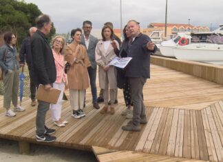 A conselleira Medio Ambiente destaca o resultado das obras de rexeneración da praia do Cruceiro