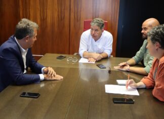 A nova corporación pontevedresa repartirá doce dedicacións exclusivas entre os seus concelleiros