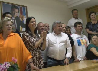 Manuel Ruíz renuncia á acta de concelleiro para optar ó Senado