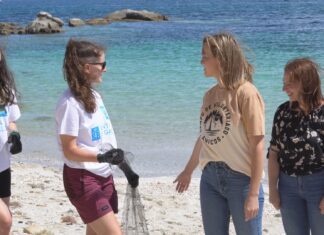 15 mozos participan no Campo de Voluntariado que Xunta e AMICOS desenvolven en Sálvora