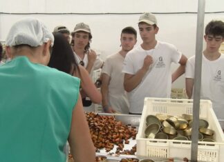 200 mozos e mozas de toda España visitan Vilanova coa Ruta Quetzal 200 mozos e mozas de toda España visitan Vilanova coa Ruta Quetzal