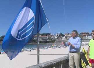 Sanxenxo iza as súas 17 bandeiras azuis Sanxenxo iza as súas 17 bandeiras azuis