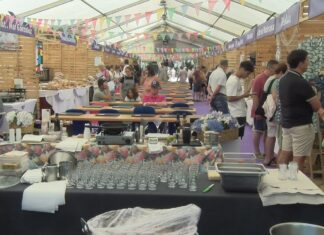 Cambados abre as portas da súa primeira feira de artesanía feminina Cambados abre as portas da súa primeira feira de artesanía feminina