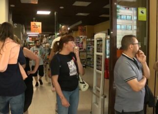 O comercio da alimentación de Pontevedra volverá á folga os días 12 e 13 de xullo