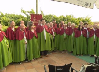 Meaño quenta motores para a festa do viño co nomeamento dos novos membros da Confraría de Gastronomía e viños Corazón do Salnés