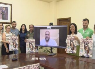 Meis recupera a feira anual de cabalos coa novidade do paseo cabalar en homenaxe a Rochelo
