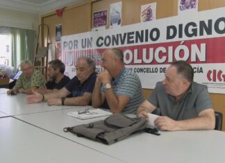 Os traballadores do lixo de Vilagarcía irán á folga indefinida a partir do 9 de agosto