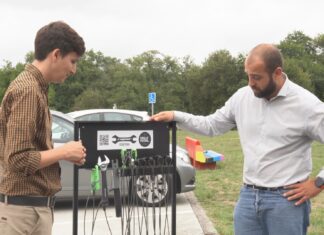 Ribeira contará con catro estacións de reparación de bicicletas