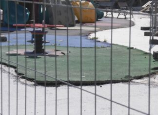 O concello de Ribeira finalizará a obra do parque de Palmeira trala aprobación dos orzamentos