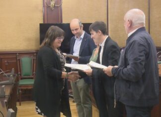 Os 20 alumnos do Tahume VIII reciben os certificados de capacitación profesional