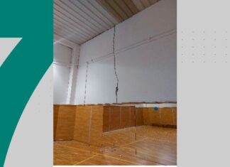 O concello reconstruirá o ximnasio do colexio de Barcelos trala aparición de importantes gretas