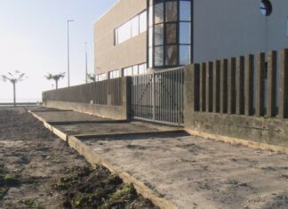 O concello de Ribeira inicia as obras de construción dunha senda peonil en Coroso