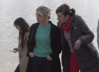 Yolanda Díaz carga contra a Xunta por mentir na xestión do vertido de pellets
