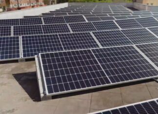 Boiro contará cunha comunidade solar da man de Boiro Padel e Iberdrola
