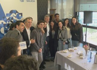 Alfonso Rueda opón a súa ‘Galicia que funciona’ a un multipartito liderado polo ‘nacionalismo-independentismo’