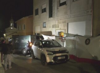Conmoción en Ribeira tralo asasinato machista acontecido en Palmeira