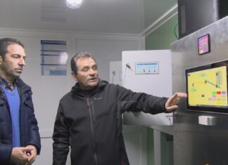 A lonxa de Porto do Son estrea fábrica de xeo grazas a unha achega da Consellería do Mar