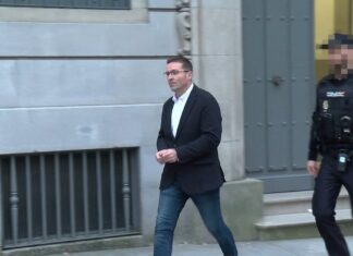 José Carlos Eirín opta por non declarar pero asegura que ‘non sabía quen ía dentro do coche’