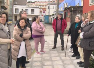 O cambio de nome da rúa do Muelle suscita unha agria polémica en Escarabote