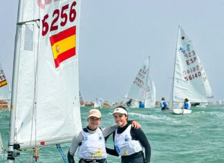 Pablo Barreiro e Alba Díaz, campións de España de vela lixeira na clase 420, categoría mixta. Pablo Barreiro e Alba Díaz, Campións de España de 420MX