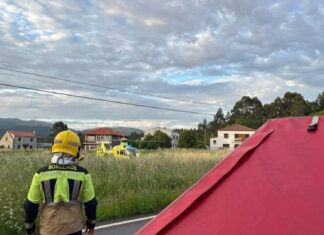 Un accidente cun motocultor deixa un ferido grave en Rianxo