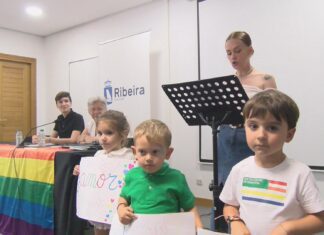 Ribeira reivindica a diversidade afectivo-sexual no Día do Orgullo