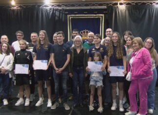 Ribeira apoia o fútbol feminino con bolsas deportivas ás súas principais referentes