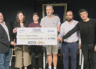 O Torneo Congalsa de Fútbol Base de Ribeira recada preto de 10 mil euros para a Fundación Aladina