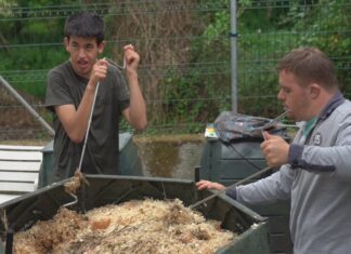Impulsan un programa para o fomento da compostexe e a inclusión de persoas con Síndrome de Donw