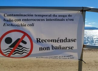 A Pobra recomenda absterse do baño na praia dos Areos por un episodio contaminante