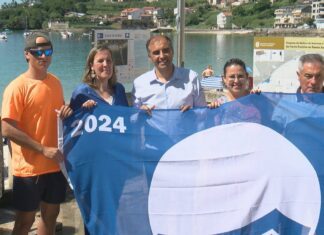 A praia de Xiorto súmase á de Cabeceira e tamén loce a súa bandeira azul